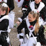 【ドイツ観光】お菓子の雨が降るケルンのカーニバルパレード